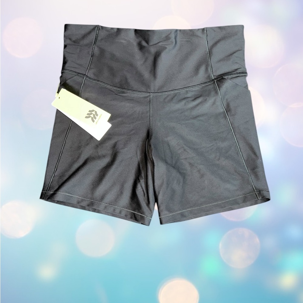 Women's High-Waist Effortless Support Pocketed Bike Shorts